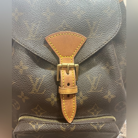 Louis Vuitton Montsouris Backpack PM - Picture 6 of 15